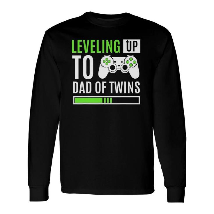 Leveling Up To Dad Of Twins Gaming Gender Reveal Celebration Long Sleeve T-Shirt T-Shirt