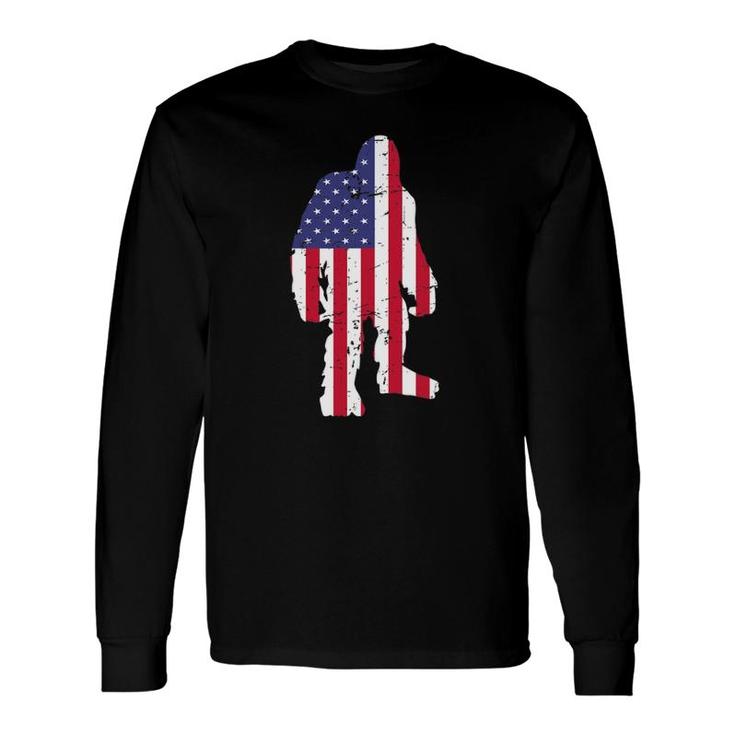 Retro American Flag Sasquatch Silhouette 4Th Of July Bigfoot Long Sleeve T-Shirt T-Shirt