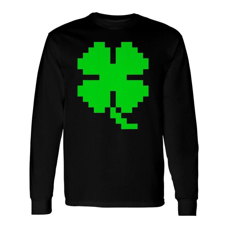 St Patrick's Day Video Games Clover Retro 8 Bit Pixel Art Long Sleeve T-Shirt T-Shirt