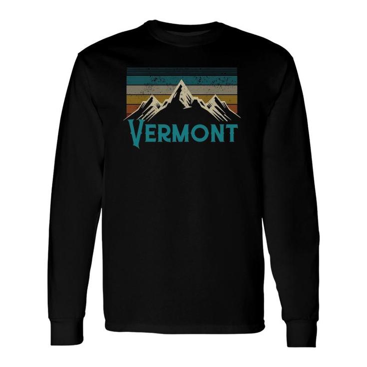 Vermont Vintage Mountains Retro Hiking Souvenir Long Sleeve T-Shirt
