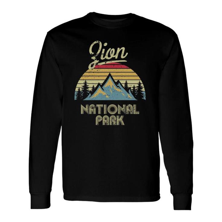 Vintage Retro Zion National Park Swea Long Sleeve T-Shirt T-Shirt