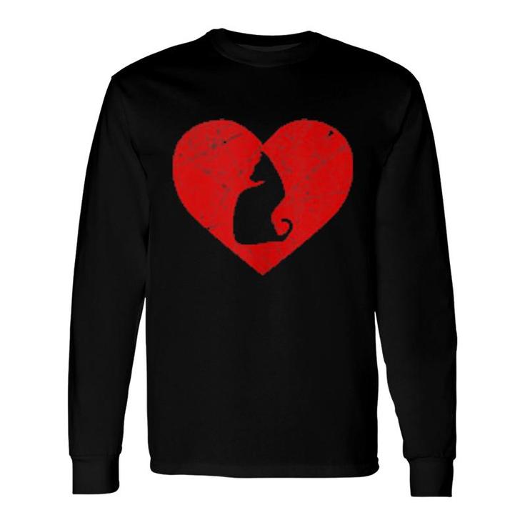 Vintage Sitting Siamese Cat Heart Love Valentine's Day Long Sleeve T-Shirt T-Shirt