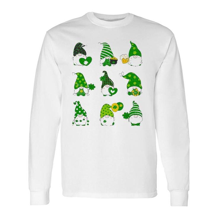 9 Love Gnomes Holding Shamrock Heart St Patrick's Day Long Sleeve T-Shirt T-Shirt
