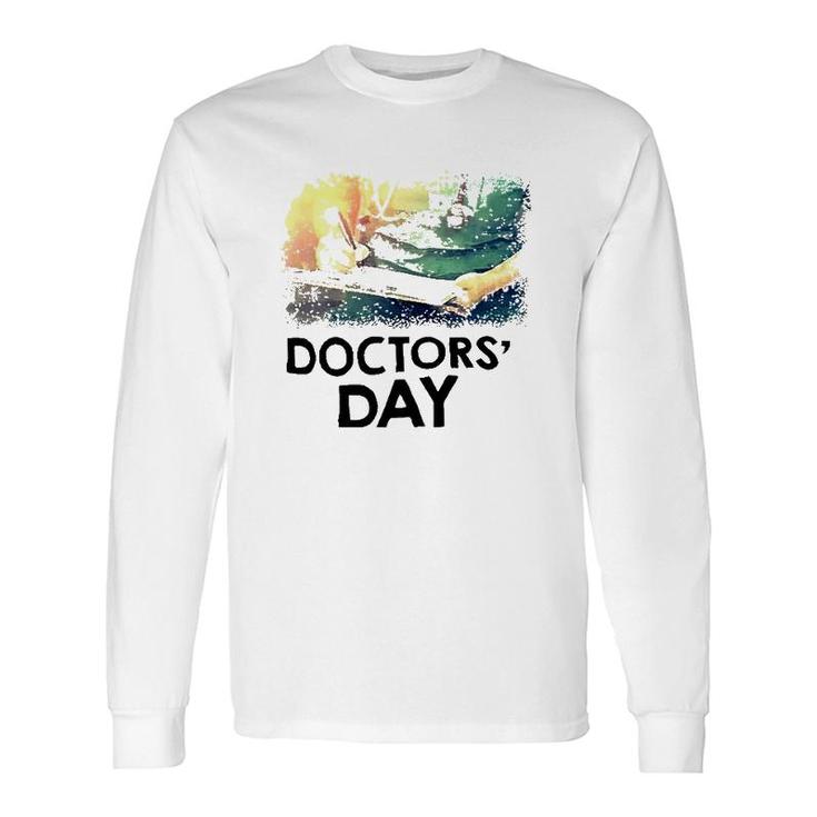 Happy Doctor's Day March 30Th Doctors's Day Long Sleeve T-Shirt T-Shirt