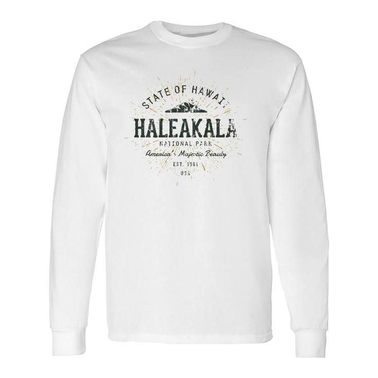 Retro Style Vintage Haleakala National Park Long Sleeve T-Shirt T-Shirt