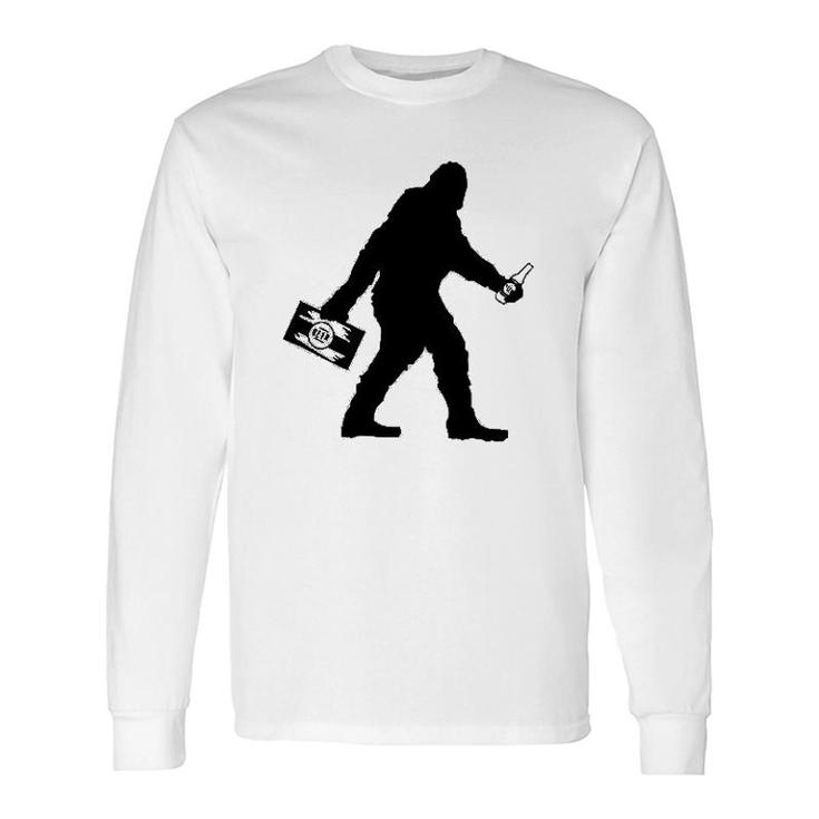Sasquatch Bigfoot With Beer Long Sleeve T-Shirt T-Shirt