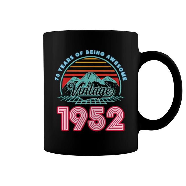 70 Years Old Retro 80S Style 70Th Birthday Born In 1952 Coffee Mug