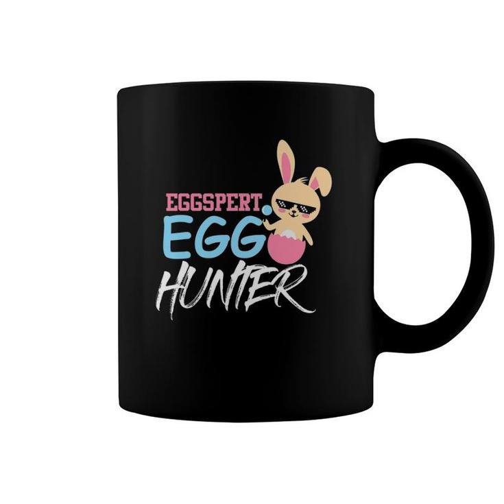 Eggspert Egg Hunter Funny Easter For Men Women Kids Coffee Mug