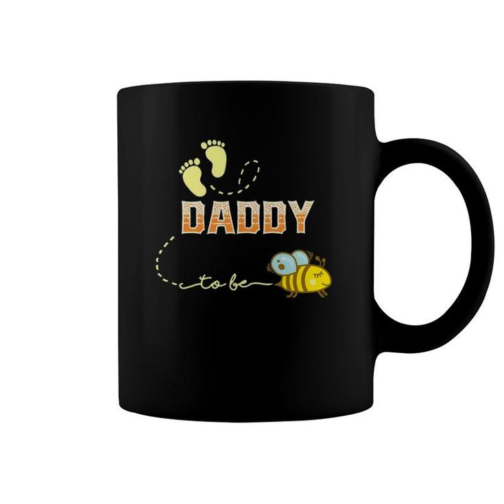 Mens Daddy To Bee Soon To Be Dad Gift For New Daddy Coffee Mug