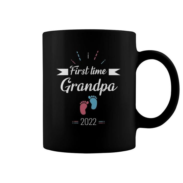 Mens First Time Grandpa 2022 Gift Coffee Mug