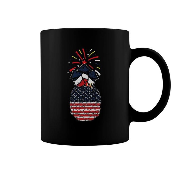 Pineapple American Flag 4Th Of July Cool Hawaiian Patriotic Coffee Mug
