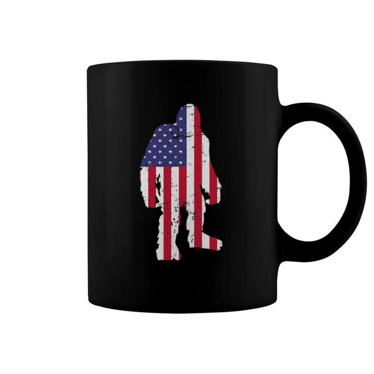 Retro American Flag Sasquatch Silhouette 4Th Of July Bigfoot Coffee Mug