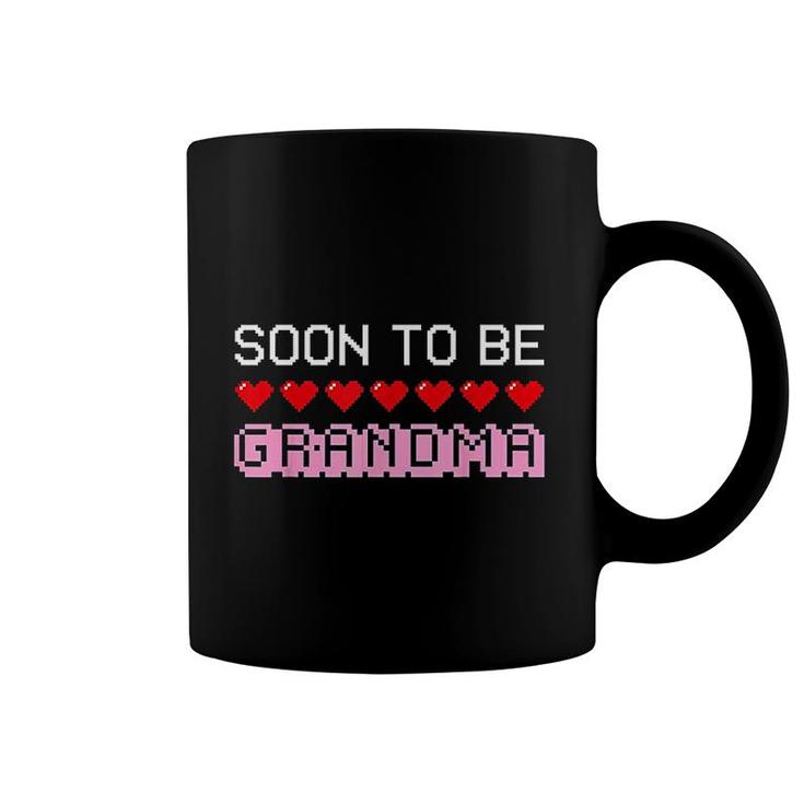Soon To Be Grandma Est 2021 Coffee Mug