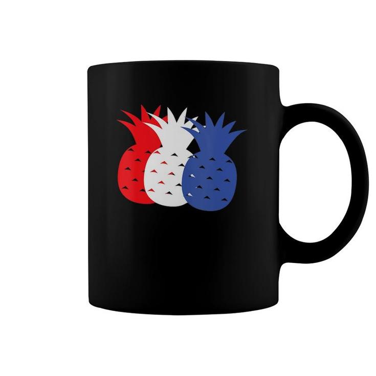 Womens Patriotic 4Th Of July Pineapple American Flag Usa V-Neck Coffee Mug