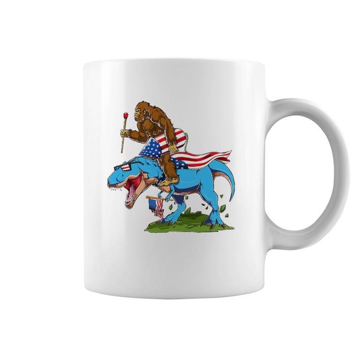 Bigfoot Riding Dinosaur Usa Flag 4Th Of July America Coffee Mug