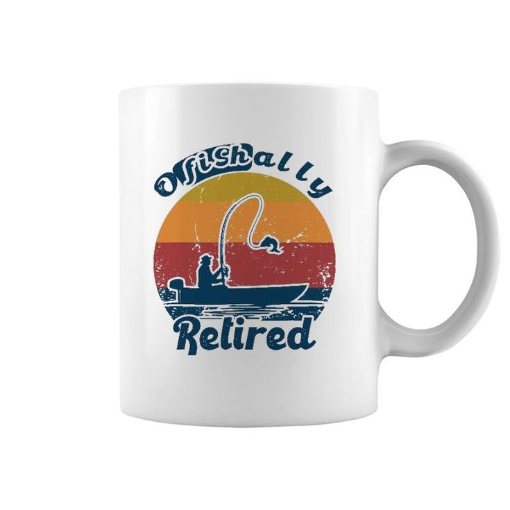 Ofishally Retired 2021 Vintage Funny Retirement Fishing Coffee Mug