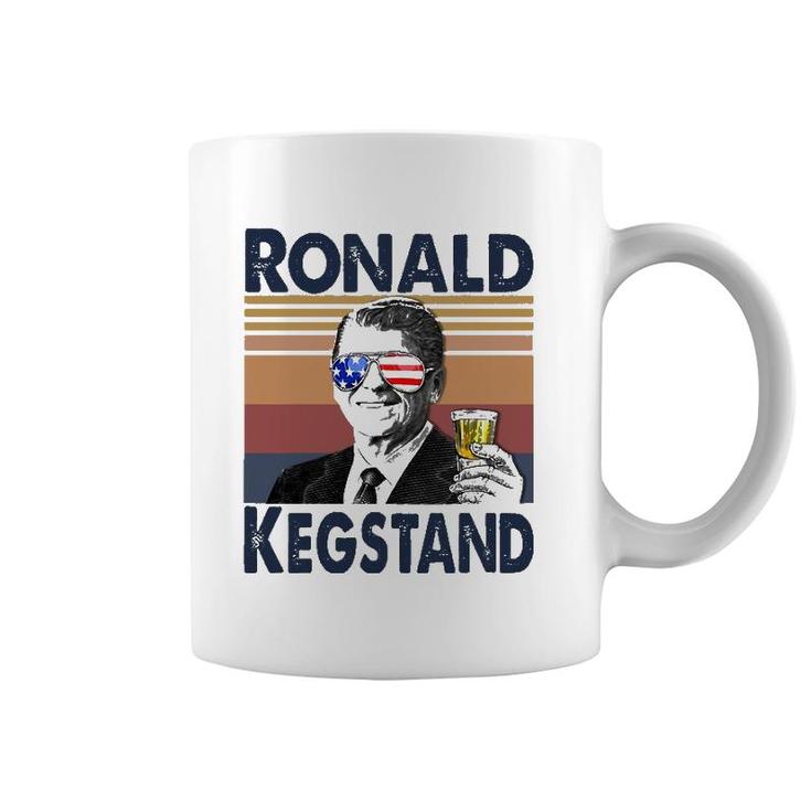 Ronald Kegstand 4Th Of July Independence Day Us Flag Retro Coffee Mug