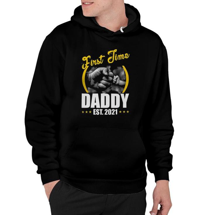 First Time Daddy New Dad Est 2022 Father's Day Gift Hoodie