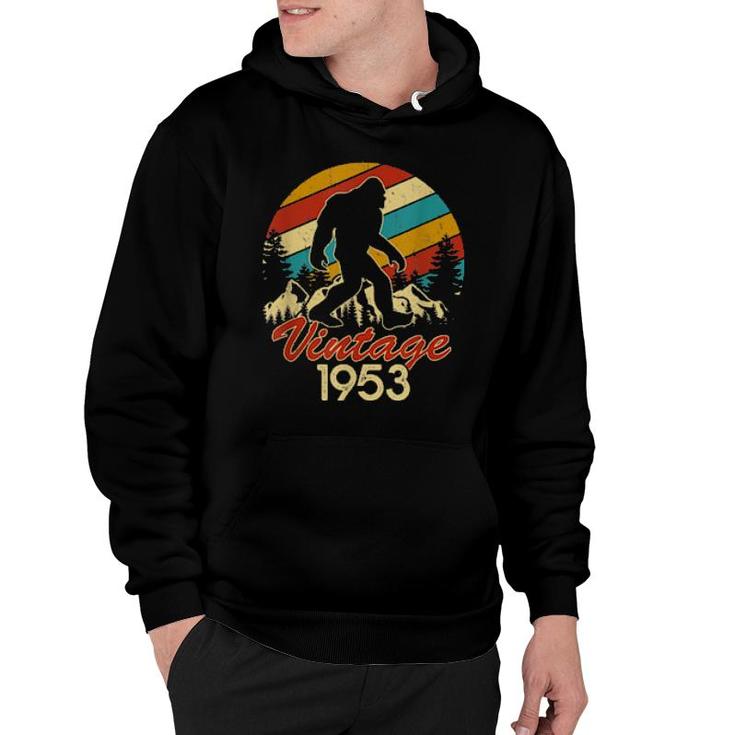 Mens Bigfoot Born In 1953 Birthday Vintage Sasquatch Made In 1953  Hoodie