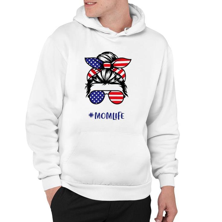 4Th Of July Hashtag Momlife Messy Bun Wearing Usa Flag Bandana And Sunglasses Mother's Day Hoodie