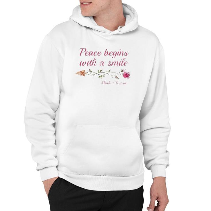 Distressed Mother Teresa Quote Peace Beings With Smile Hoodie