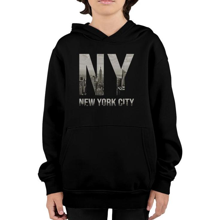 Nycskylines New York City That Never Sleeps Gift Tee Youth Hoodie