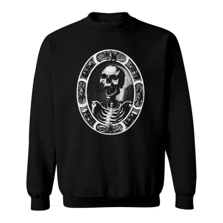 17 Century Skeleton Skull Engraving Remember Death Sweatshirt