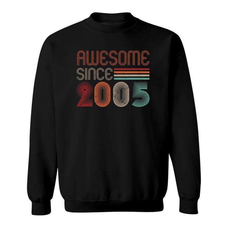 Awesome Since 2005 Vintage 17 Yr Old Boy Girls 17Th Birthday Sweatshirt