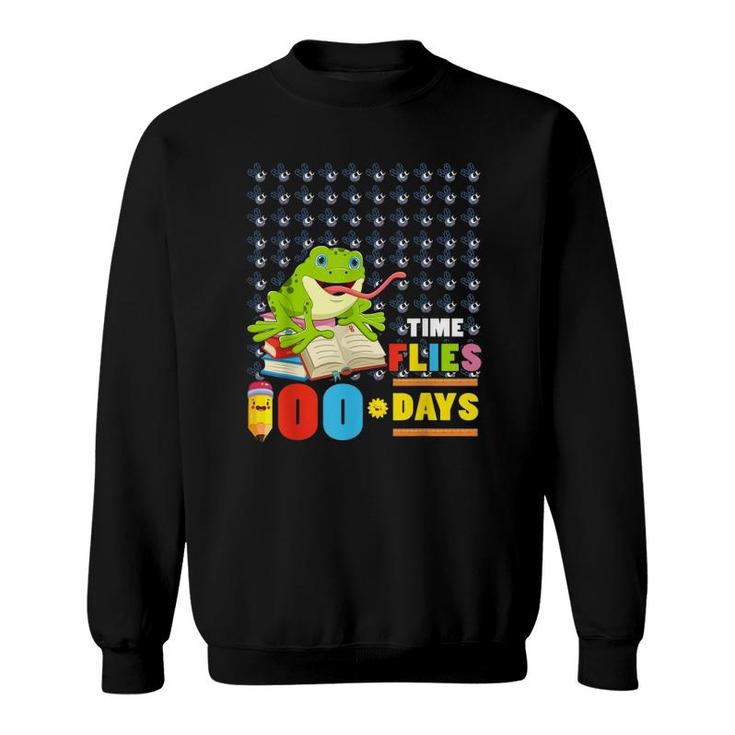 Funny Time Flies 100 Days Frog Lovers 100Th Day Of School Sweatshirt
