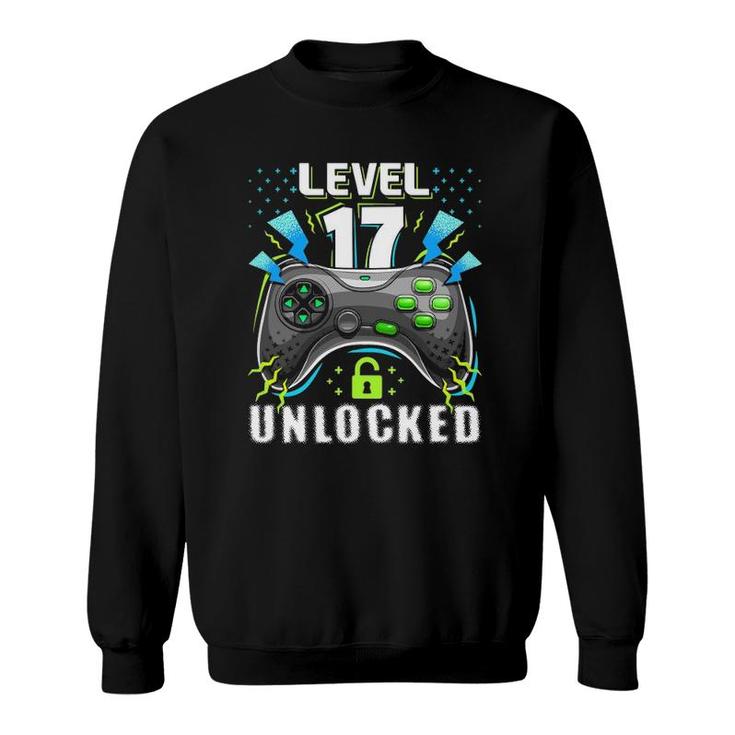 Level 17 Unlocked Retro Video Game 17Th Birthday Gamer Gift Sweatshirt