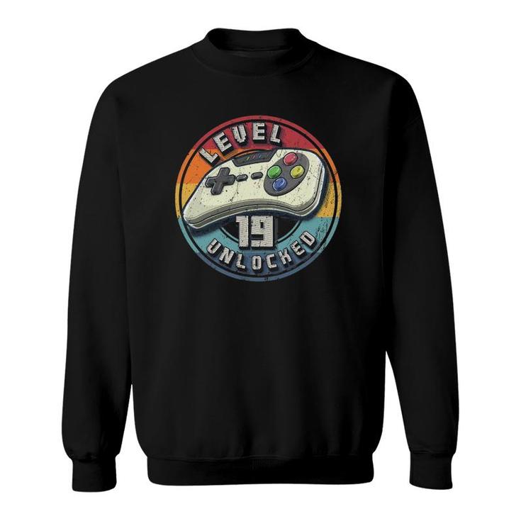 Level 19 Unlocked Video Game 19Th Birthday Gamer Boys Sweatshirt