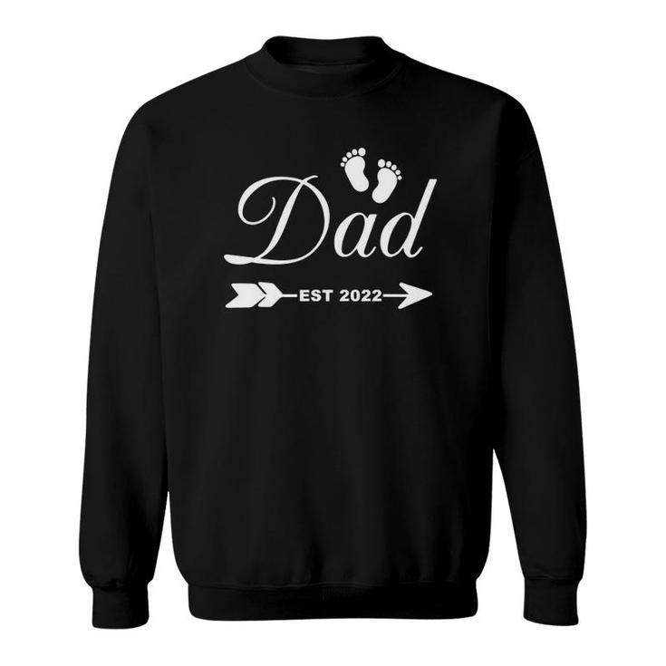 Mens Dad Est 2022 New Daddy New Parent Sweatshirt