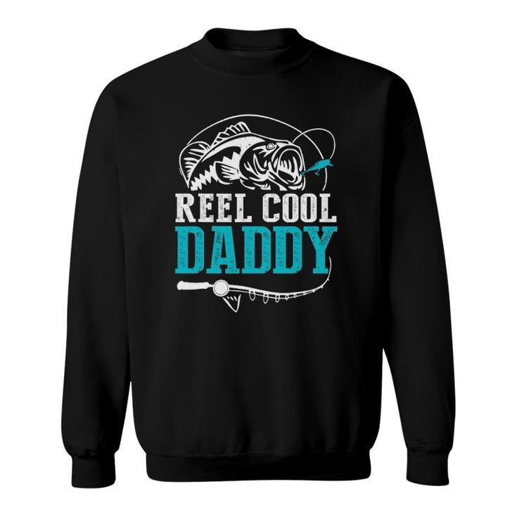 Mens Funny Fishing Tee Vintage Reel Cool Daddy Sweatshirt