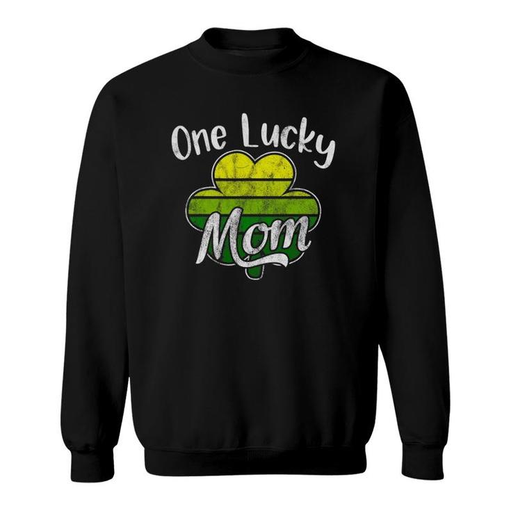 One Lucky Mom Funny Mother Irish Clovers St Patrick's Day Sweatshirt