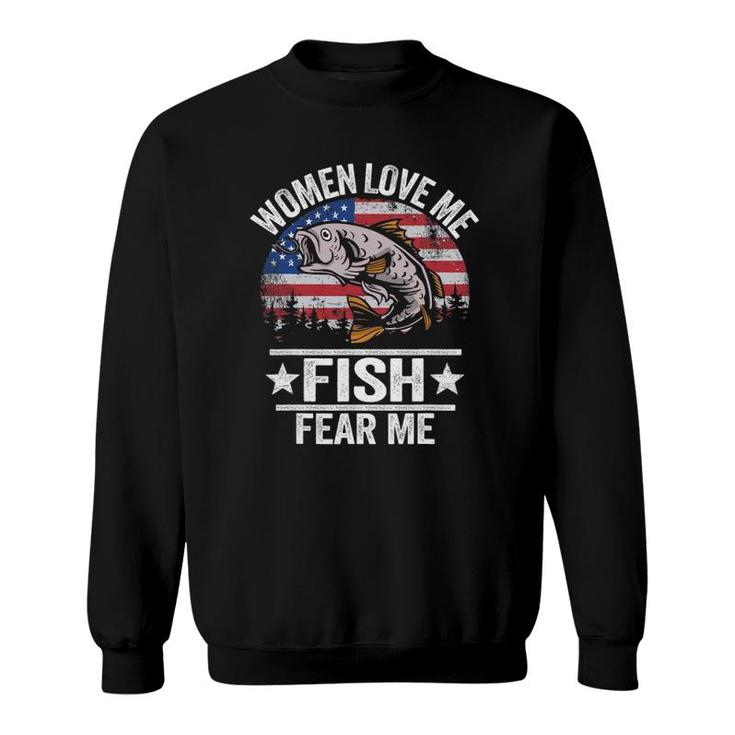 Women Love Me Fish Fear Me Men Vintage Funny Bass Fishing Sweatshirt