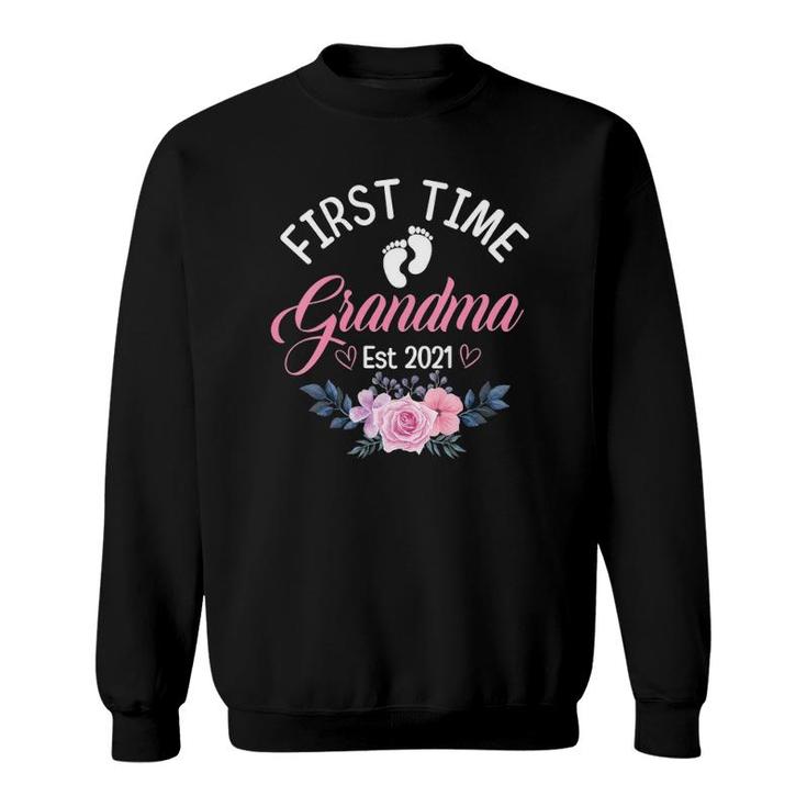Womens Promoted To Grandma Est 2021 - First Time Grandma Floral V-Neck Sweatshirt