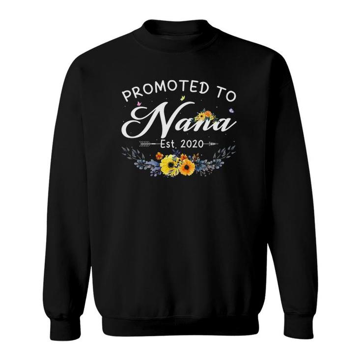 Womens Promoted To Nana Est 2020 Graphic Mother's Day Gifts Sweatshirt
