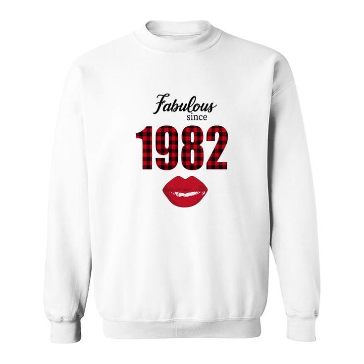 Fabulous Since 1982 Black Red Plaid Lips Happy 40Th Birthday Sweatshirt