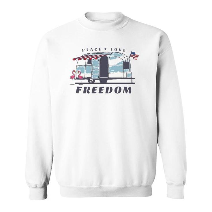Peace Love Freedom 4Th Of July Avion Airstream Retro Trailer Sweatshirt