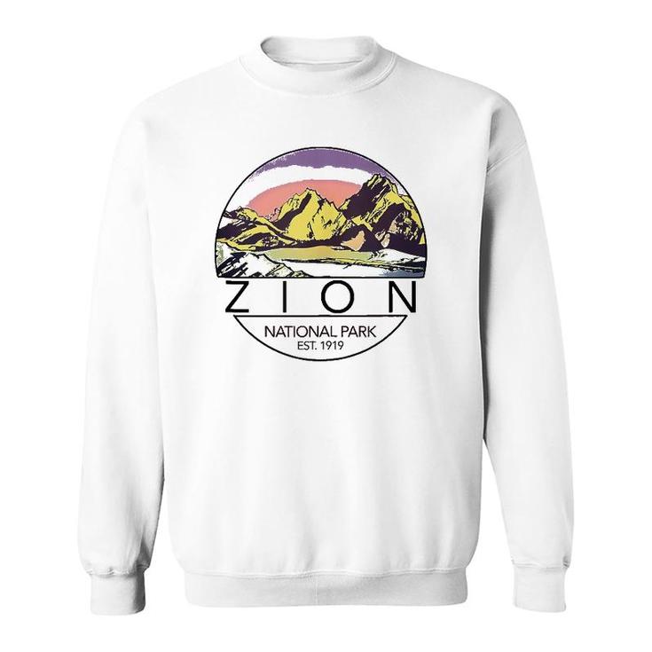 Retro Vintage Zion National Park  Sweatshirt