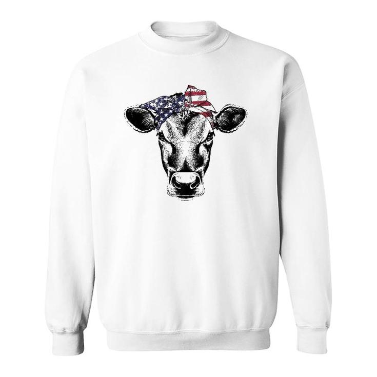 Vintage Patriot Cow Farm 4Th Of July American Flag  Sweatshirt