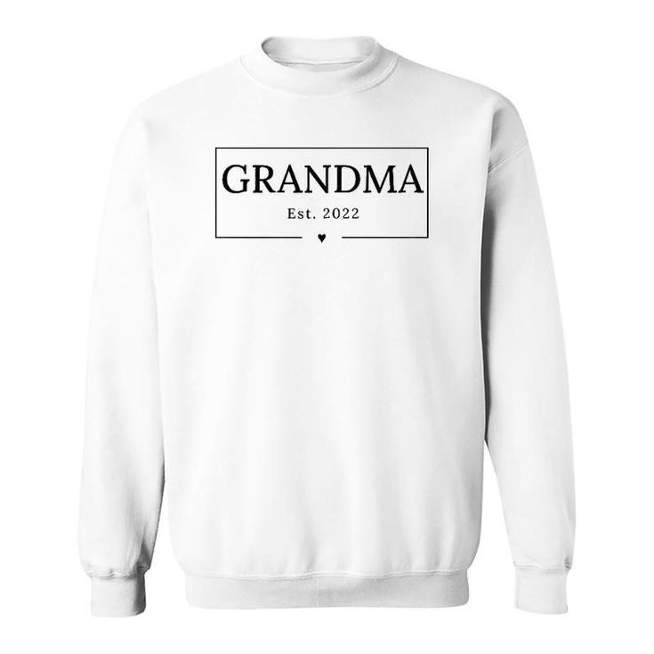 Womens Grandparents Grandma To Be Est 2022 And Future Grandmother Sweatshirt