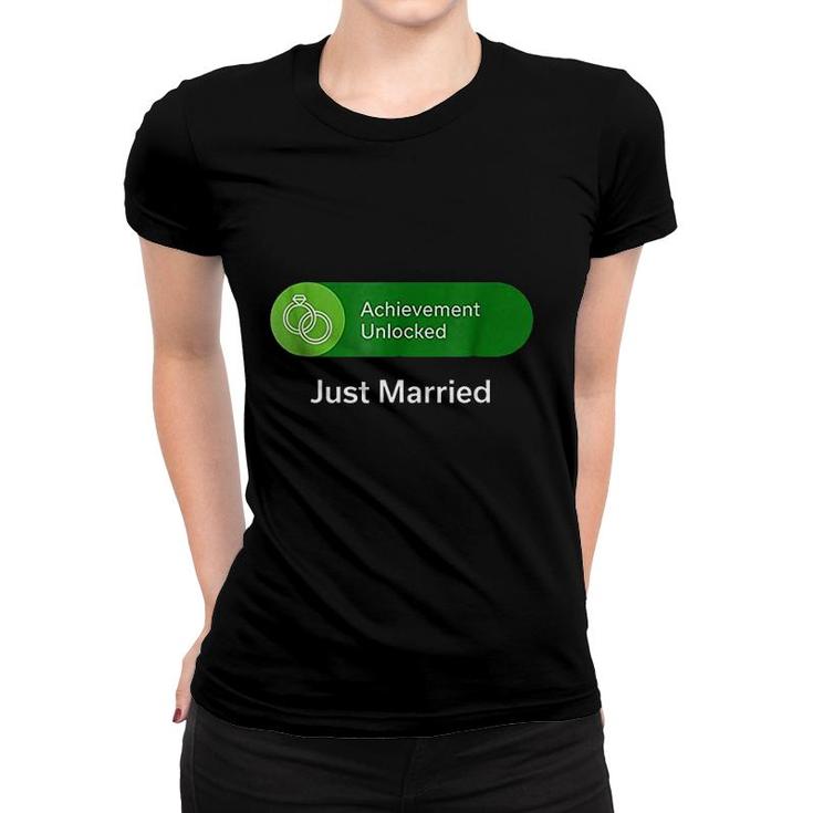 Funny Just Married  For Wedding Gift Video Gamer Women T-shirt