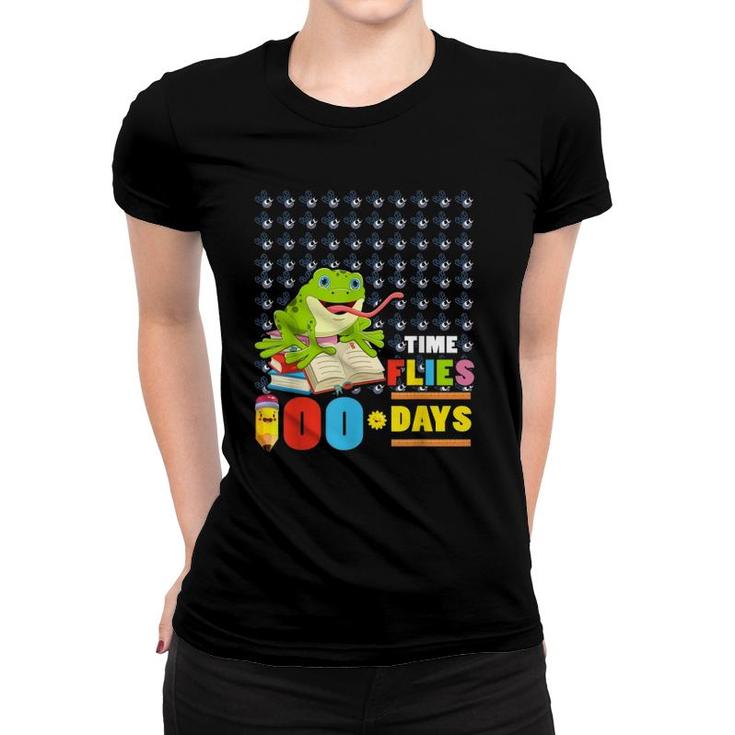Funny Time Flies 100 Days Frog Lovers 100Th Day Of School Women T-shirt