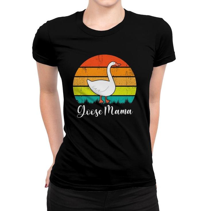 Goose Mama Vintage Large Wild Goose Women T-shirt