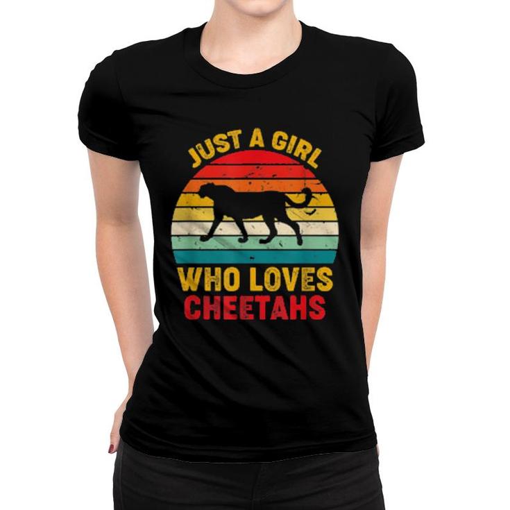 Just A Girl Who Loves Cheetahs Retro Sunset Cheetahs  Women T-shirt