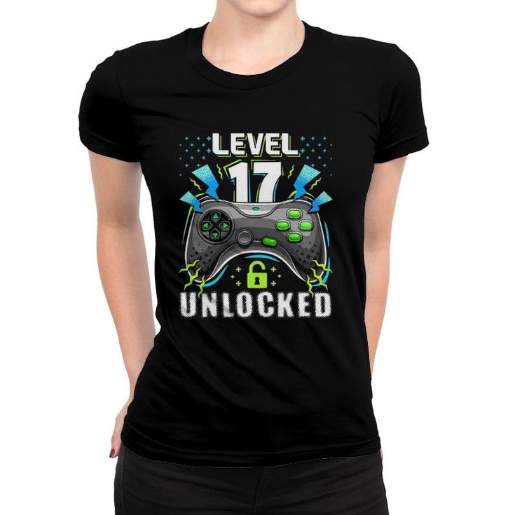 Level 17 Unlocked Retro Video Game 17Th Birthday Gamer Gift Women T-shirt