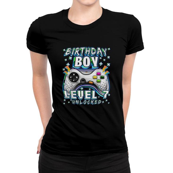 Level 7 Unlocked Video Game 7th Birthday Gamer Boys  Women T-shirt