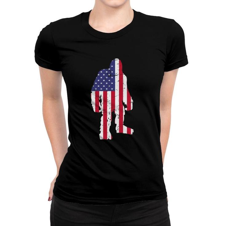 Retro American Flag Sasquatch Silhouette 4Th Of July Bigfoot Women T-shirt