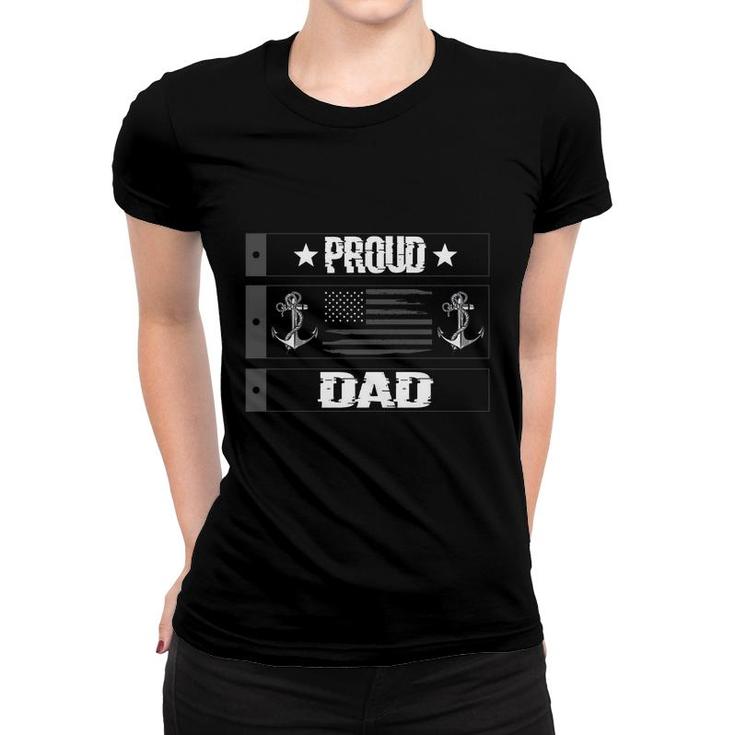 Us Navy Proud Dad Veteran Military Distressed American Flag Women T-shirt